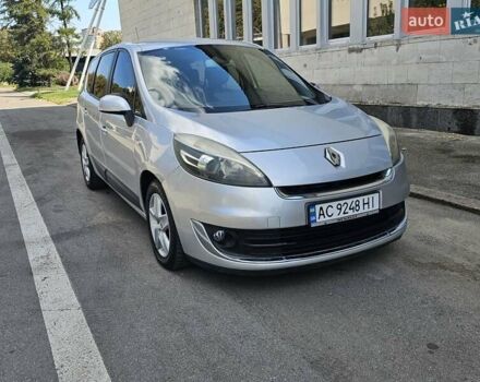 Серый Рено Megane Scenic, объемом двигателя 1.46 л и пробегом 200 тыс. км за 6500 $, фото 8 на Automoto.ua