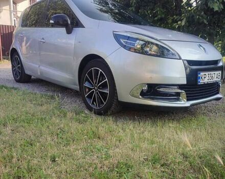 Серый Рено Megane Scenic, объемом двигателя 1.5 л и пробегом 280 тыс. км за 8100 $, фото 1 на Automoto.ua