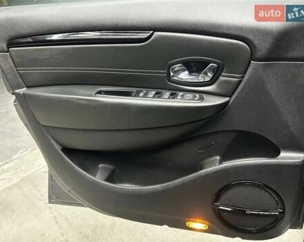 Сірий Рено Megane Scenic, об'ємом двигуна 1.6 л та пробігом 238 тис. км за 9800 $, фото 10 на Automoto.ua