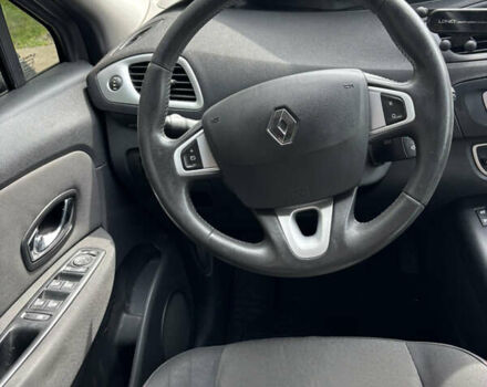 Серый Рено Megane Scenic, объемом двигателя 1.5 л и пробегом 270 тыс. км за 8700 $, фото 17 на Automoto.ua
