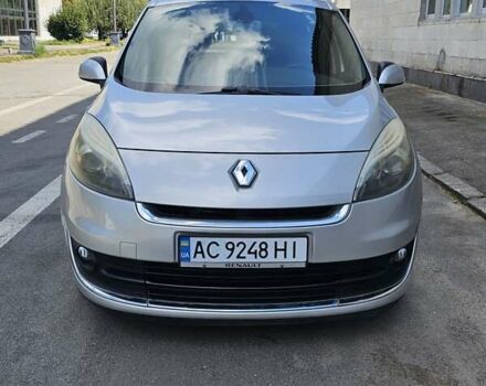 Серый Рено Megane Scenic, объемом двигателя 1.46 л и пробегом 200 тыс. км за 6500 $, фото 4 на Automoto.ua