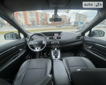 Сірий Рено Megane Scenic, об'ємом двигуна 1.5 л та пробігом 260 тис. км за 9300 $, фото 34 на Automoto.ua