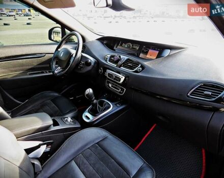 Сірий Рено Megane Scenic, об'ємом двигуна 1.6 л та пробігом 200 тис. км за 9900 $, фото 20 на Automoto.ua
