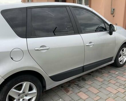 Серый Рено Megane Scenic, объемом двигателя 1.5 л и пробегом 256 тыс. км за 8100 $, фото 10 на Automoto.ua