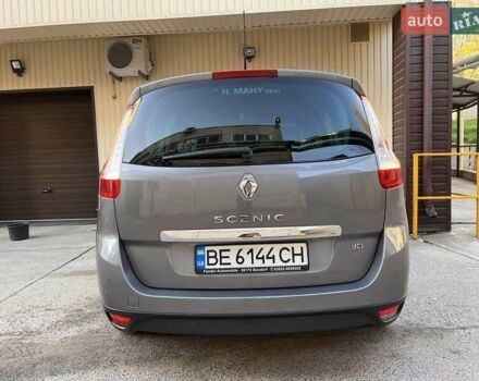 Серый Рено Megane Scenic, объемом двигателя 1.5 л и пробегом 186 тыс. км за 11600 $, фото 8 на Automoto.ua
