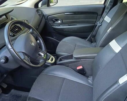 Серый Рено Megane Scenic, объемом двигателя 1.5 л и пробегом 180 тыс. км за 10300 $, фото 10 на Automoto.ua