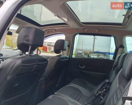 Серый Рено Megane Scenic, объемом двигателя 1.5 л и пробегом 259 тыс. км за 9900 $, фото 19 на Automoto.ua