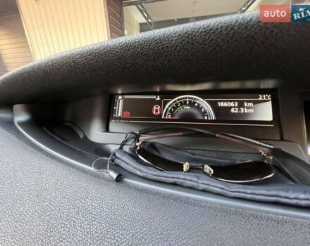 Серый Рено Megane Scenic, объемом двигателя 1.5 л и пробегом 186 тыс. км за 11600 $, фото 19 на Automoto.ua