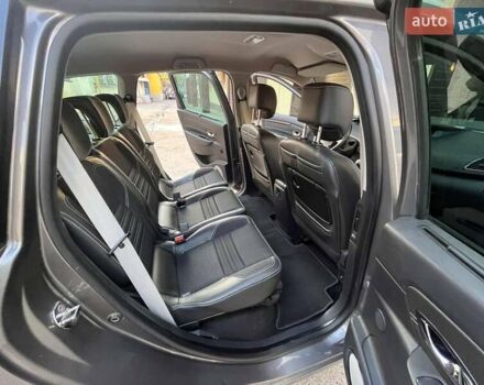 Серый Рено Megane Scenic, объемом двигателя 1.5 л и пробегом 186 тыс. км за 11600 $, фото 12 на Automoto.ua