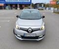 Серый Рено Megane Scenic, объемом двигателя 1.5 л и пробегом 259 тыс. км за 9900 $, фото 9 на Automoto.ua