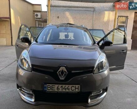 Серый Рено Megane Scenic, объемом двигателя 1.5 л и пробегом 186 тыс. км за 11600 $, фото 1 на Automoto.ua