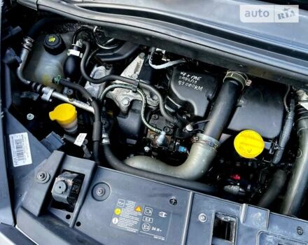 Сірий Рено Megane Scenic, об'ємом двигуна 1.46 л та пробігом 197 тис. км за 9600 $, фото 69 на Automoto.ua