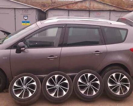 Сірий Рено Megane Scenic, об'ємом двигуна 1.5 л та пробігом 198 тис. км за 12350 $, фото 16 на Automoto.ua