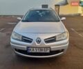 Серый Рено Megane Scenic, объемом двигателя 1.6 л и пробегом 269 тыс. км за 6000 $, фото 7 на Automoto.ua