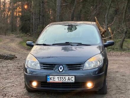 Сірий Рено Megane Scenic, об'ємом двигуна 0.16 л та пробігом 255 тис. км за 5500 $, фото 1 на Automoto.ua