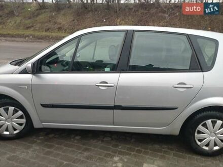 Рено Megane Scenic 2005 в Хмельницком на Automoto.ua Серый Рено Megane Scenic, объемом двигателя 1.6 л и пробегом 200 тыс. км за 4500 $, фото 1 на Automoto.ua