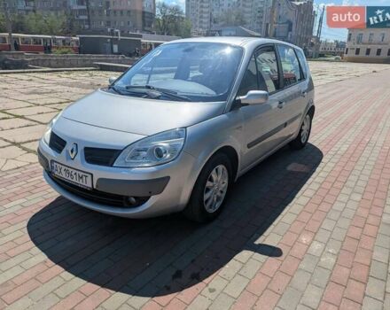 Серый Рено Megane Scenic, объемом двигателя 1.6 л и пробегом 153 тыс. км за 6300 $, фото 1 на Automoto.ua