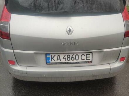 Серый Рено Megane Scenic, объемом двигателя 2 л и пробегом 145 тыс. км за 6999 $, фото 1 на Automoto.ua