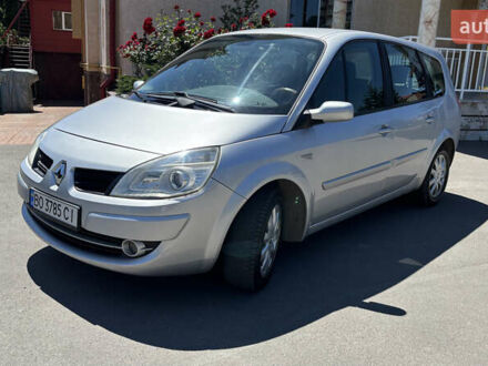 Рено Megane Scenic 2008 в Тернополе на Automoto.ua Серый Рено Megane Scenic, объемом двигателя 2 л и пробегом 209 тыс. км за 5999 $, фото 1 на Automoto.ua