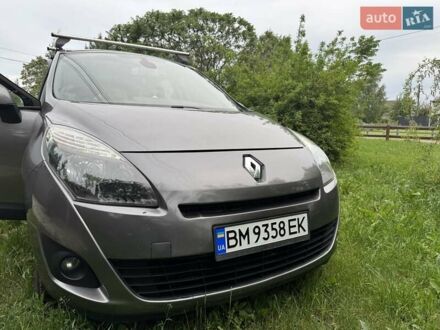 Рено Megane Scenic 2010 у Сумах на Automoto.ua Сірий Рено Megane Scenic, об'ємом двигуна 1.5 л та пробігом 287 тис. км за 6700 $, фото 1 на Automoto.ua
