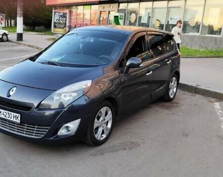 Серый Рено Megane Scenic, объемом двигателя 1.9 л и пробегом 222 тыс. км за 7950 $, фото 1 на Automoto.ua