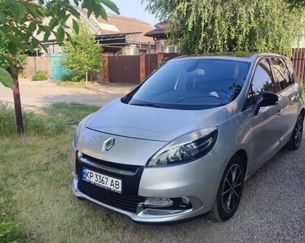 Серый Рено Megane Scenic, объемом двигателя 1.5 л и пробегом 280 тыс. км за 8100 $, фото 1 на Automoto.ua