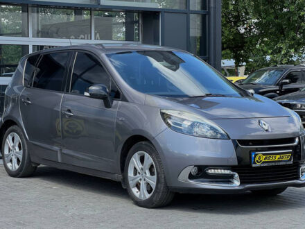 Рено Megane Scenic 2012 у Івано-Франківську на Automoto.ua Сірий Рено Megane Scenic, об'ємом двигуна 1.5 л та пробігом 234 тис. км за 9200 $, фото 1 на Automoto.ua
