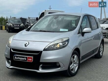 Рено Megane Scenic 2012 в Львове на Automoto.ua Серый Рено Megane Scenic, объемом двигателя 1.5 л и пробегом 275 тыс. км за 7490 $, фото 1 на Automoto.ua