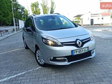 Рено Megane Scenic 2015 в Виннице на Automoto.ua Серый Рено Megane Scenic, объемом двигателя 1.5 л и пробегом 213 тыс. км за 10200 $, фото 1 на Automoto.ua