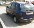 Синий Рено Megane Scenic, объемом двигателя 1.6 л и пробегом 320 тыс. км за 2950 $, фото 4 на Automoto.ua