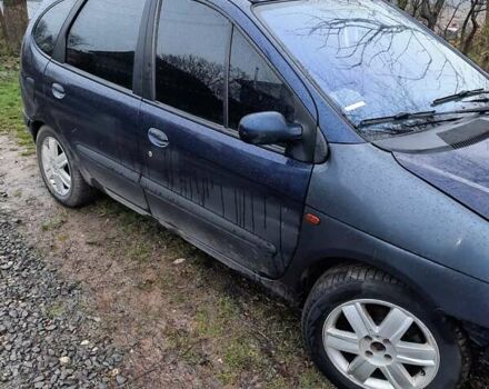 Синий Рено Megane Scenic, объемом двигателя 1.87 л и пробегом 151 тыс. км за 1100 $, фото 1 на Automoto.ua