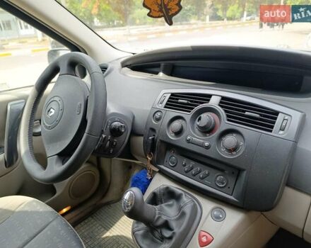 Синий Рено Megane Scenic, объемом двигателя 1.6 л и пробегом 204 тыс. км за 4200 $, фото 1 на Automoto.ua