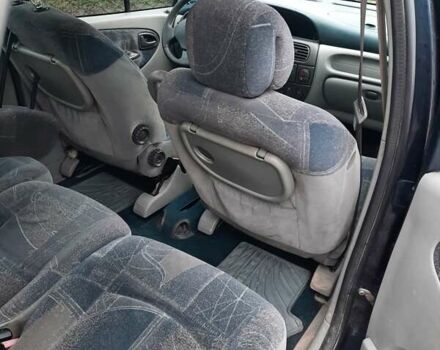 Синий Рено Megane Scenic, объемом двигателя 1.87 л и пробегом 151 тыс. км за 1100 $, фото 6 на Automoto.ua