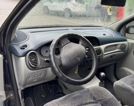 Синій Рено Megane Scenic, об'ємом двигуна 2 л та пробігом 305 тис. км за 2200 $, фото 13 на Automoto.ua