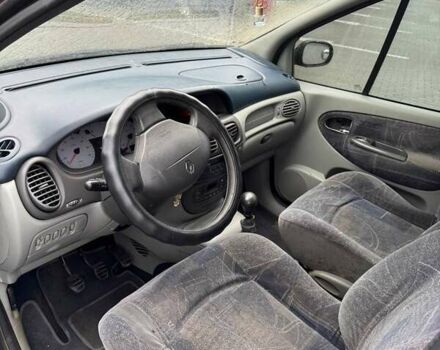 Рено Megane Scenic 2000 в Львове на Automoto.ua Синий Рено Megane Scenic, объемом двигателя 2 л и пробегом 305 тыс. км за 2600 $, фото 15 на Automoto.ua