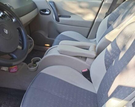 Синий Рено Megane Scenic, объемом двигателя 1.6 л и пробегом 174 тыс. км за 5650 $, фото 5 на Automoto.ua