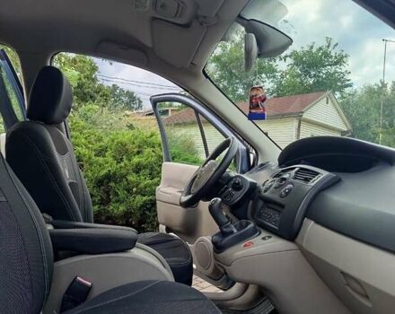 Синий Рено Megane Scenic, объемом двигателя 1.6 л и пробегом 175 тыс. км за 4950 $, фото 16 на Automoto.ua