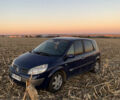 Синий Рено Megane Scenic, объемом двигателя 1.5 л и пробегом 267 тыс. км за 3800 $, фото 18 на Automoto.ua