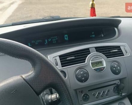 Синий Рено Megane Scenic, объемом двигателя 1.87 л и пробегом 354 тыс. км за 5600 $, фото 12 на Automoto.ua