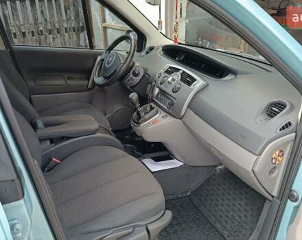 Синий Рено Megane Scenic, объемом двигателя 1.87 л и пробегом 354 тыс. км за 5600 $, фото 10 на Automoto.ua