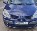 Синий Рено Megane Scenic, объемом двигателя 2 л и пробегом 200 тыс. км за 4800 $, фото 1 на Automoto.ua