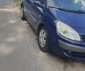 Синий Рено Megane Scenic, объемом двигателя 2 л и пробегом 200 тыс. км за 4800 $, фото 2 на Automoto.ua