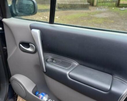 Рено Megane Scenic 2008 в Сарнах на Automoto.ua Синий Рено Megane Scenic, объемом двигателя 1.9 л и пробегом 280 тыс. км за 6650 $, фото 15 на Automoto.ua