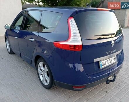 Синий Рено Megane Scenic, объемом двигателя 2 л и пробегом 295 тыс. км за 7699 $, фото 8 на Automoto.ua
