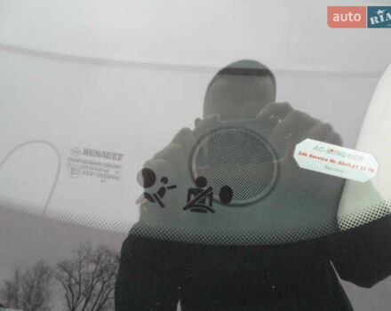 Синий Рено Megane Scenic, объемом двигателя 1.6 л и пробегом 220 тыс. км за 6500 $, фото 19 на Automoto.ua