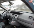 Синий Рено Megane Scenic, объемом двигателя 1.6 л и пробегом 220 тыс. км за 6500 $, фото 32 на Automoto.ua