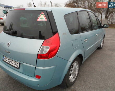 Синий Рено Megane Scenic, объемом двигателя 1.6 л и пробегом 220 тыс. км за 6500 $, фото 11 на Automoto.ua