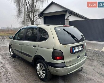 Зеленый Рено Megane Scenic, объемом двигателя 1.87 л и пробегом 315 тыс. км за 2700 $, фото 1 на Automoto.ua