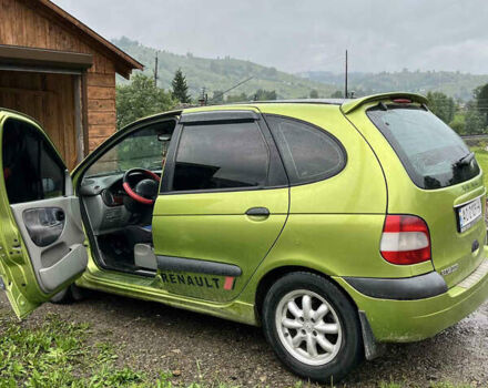 Зеленый Рено Megane Scenic, объемом двигателя 1.9 л и пробегом 300 тыс. км за 3350 $, фото 5 на Automoto.ua