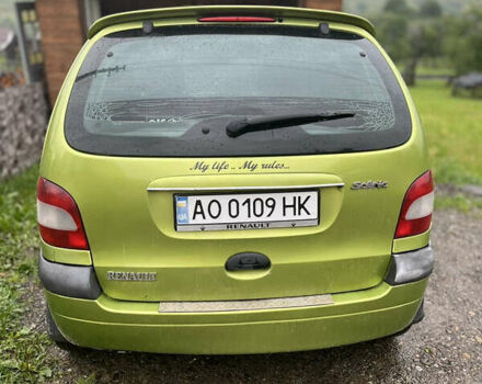 Зеленый Рено Megane Scenic, объемом двигателя 1.9 л и пробегом 300 тыс. км за 3350 $, фото 1 на Automoto.ua